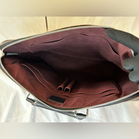 Louis Vuitton men business bag - Picture 9 of 9